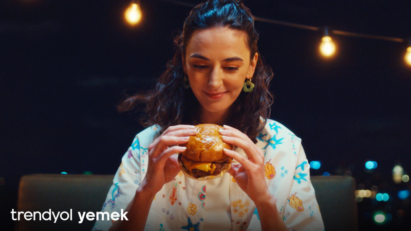 Trendyol Yemek’ten ‘Sıcak Sıcak’ Yeni Reklam Filmi