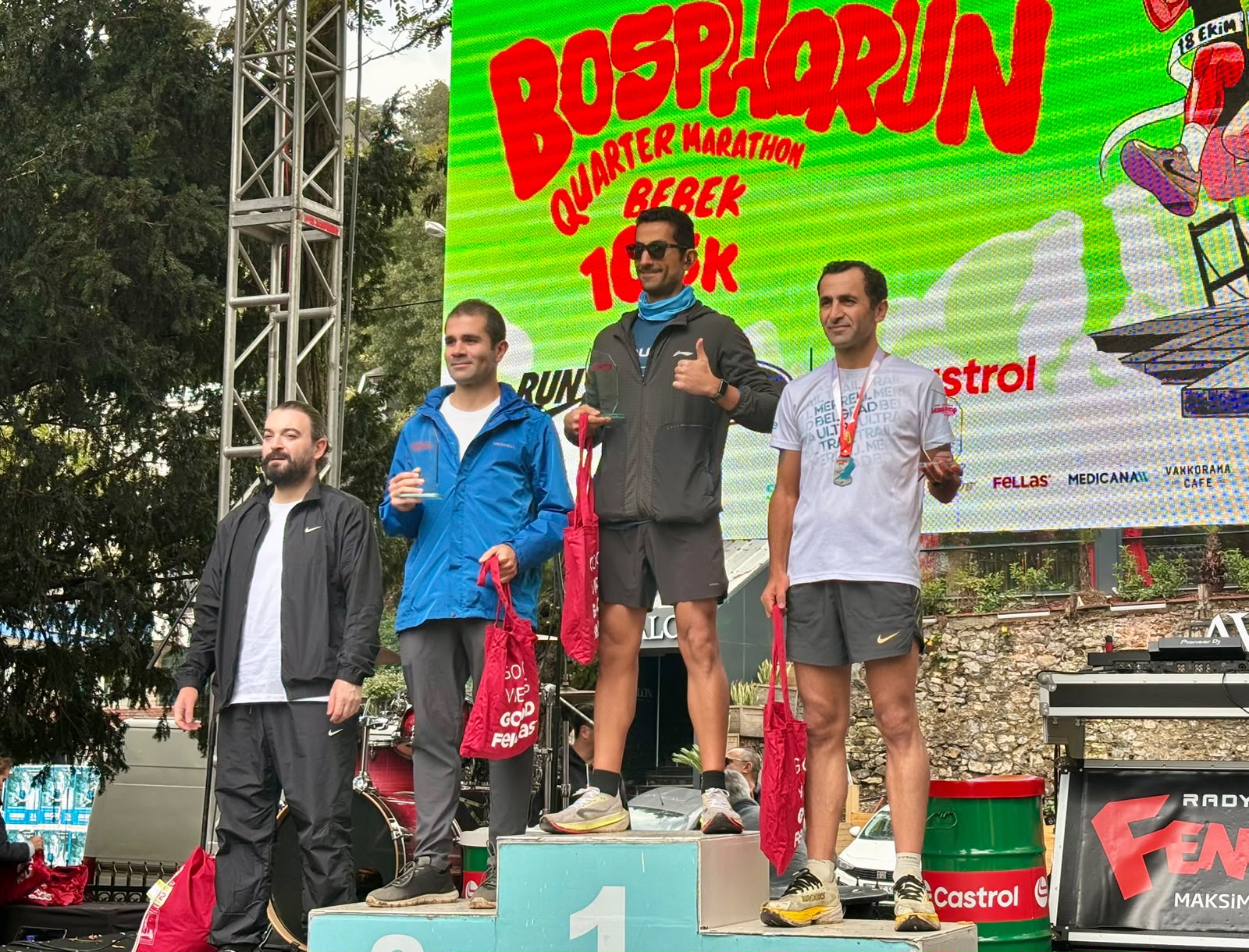 BEŞİKTAŞ, BOSPHORUN QUARTER MARATHON’A EV SAHİPLİĞİ YAPTI